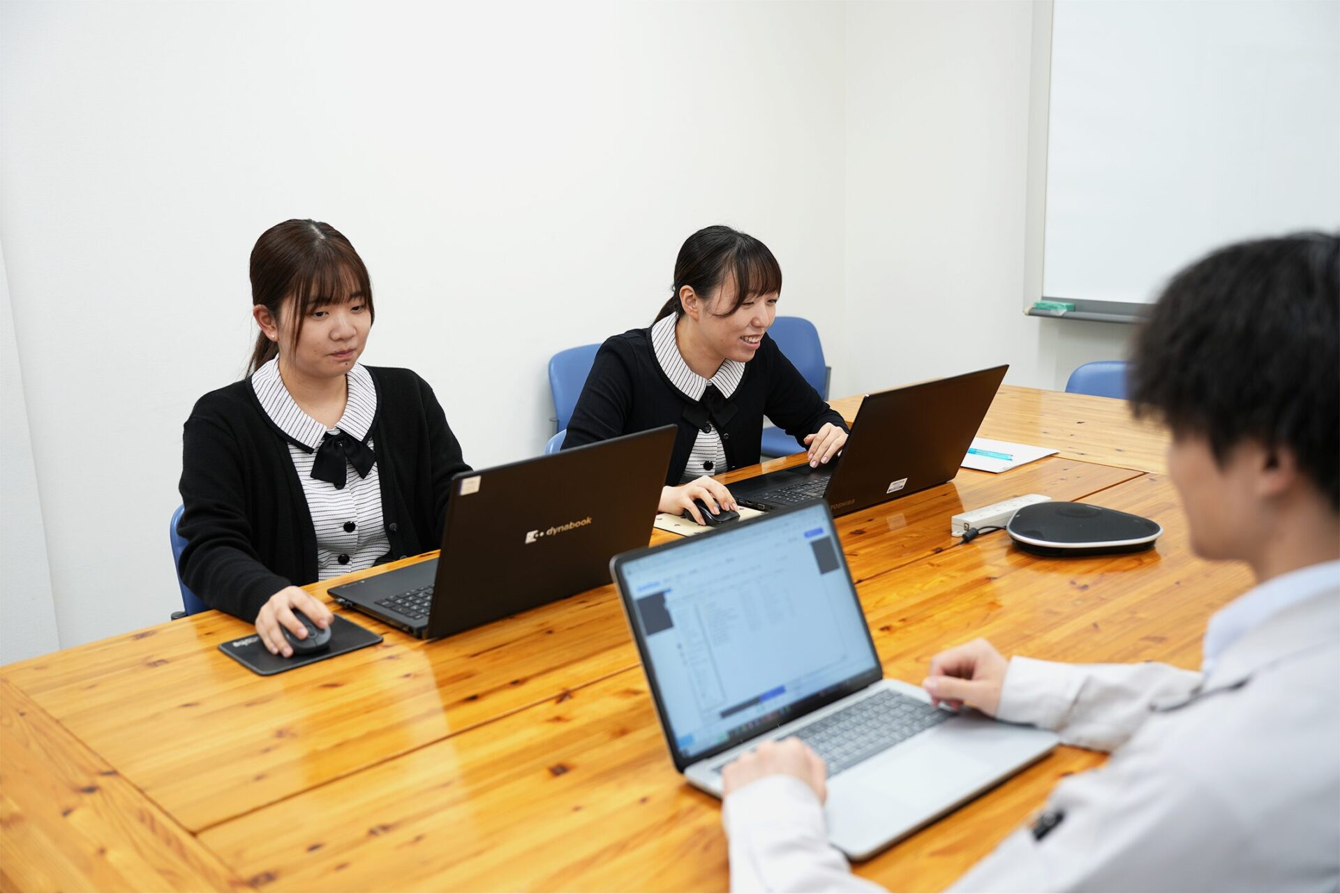 株式会社興電舎